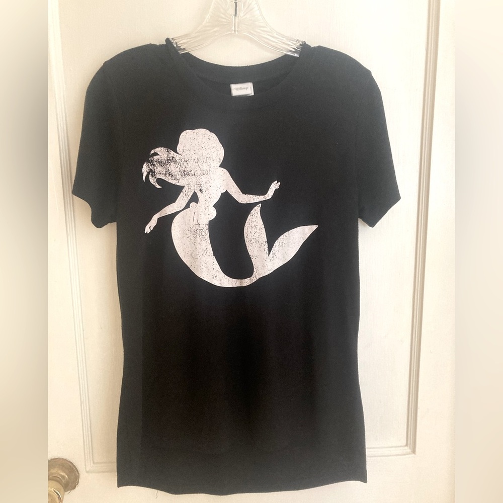 Little Mermaid Silhouette T-Shirt in Black